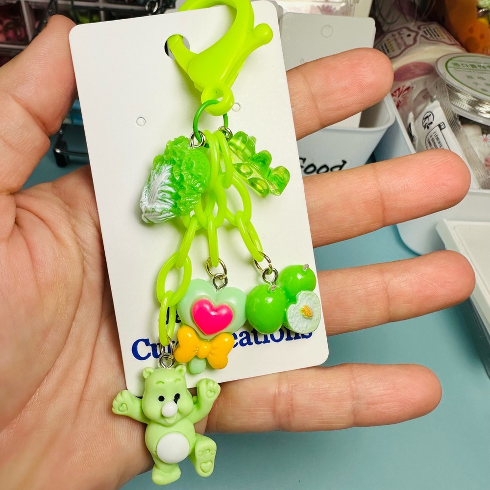 Green keychain/bagcharm